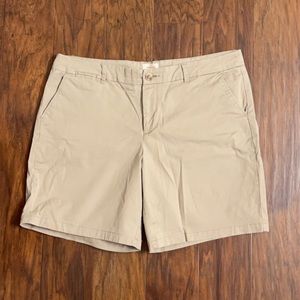 Classic Women's Khaki Cotton-Blend Shorts
